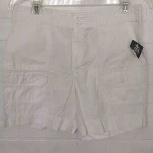 American Living Women's White Short Size: 4 #092